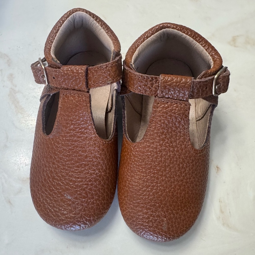 Monkey feet T-Straps size 2-3 year